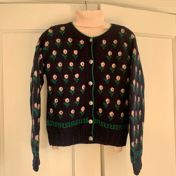 One of a Kind cardigan wool sweater designed by Shirley Duffy - Picture 8 of 9